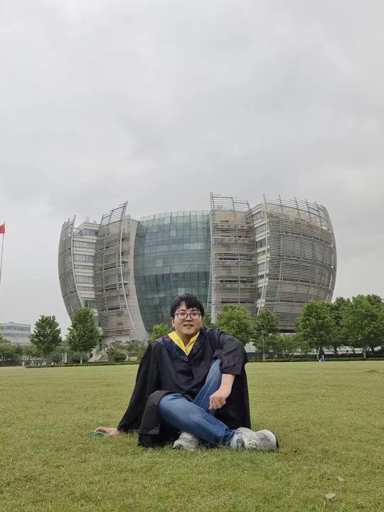 Shengjie Gu （顾盛杰，2025）